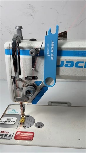 Jack's multi-functional third-generation needle threader: thread in one second, magnetic #needlesca