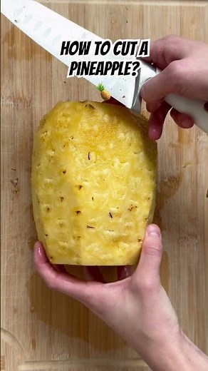 How to Cut a Pineapple with a Knife?🍍#pineapple