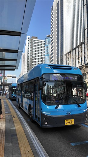 Useful. Buses in Korea #korea #transportation #DenvasTV