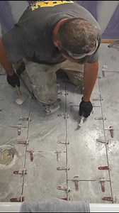 73K views · 343 reactions | Sulfamic acid to soften hardened thinset 朗朗 #diy #tile #homeimprovement #bathroomremodel #bathroomremodeling | Bathroom Remodeling Teacher | Facebook
