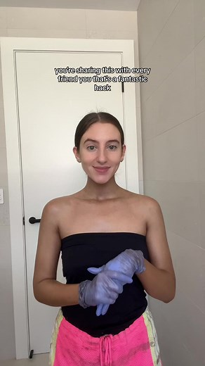 How to Tan Your Back with Fake Tan!