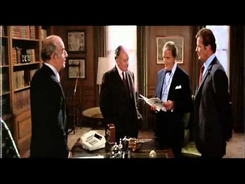 Octopussy (1983) - Mission briefing