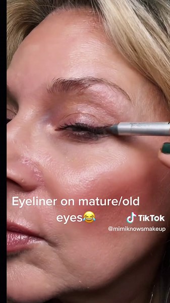 Eyeliner on Mature Eyes: Makeup Tips for Over 50 Women