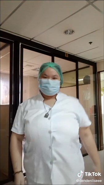 Last tiktok for this year. I guess?? 😁 #fyp #foryoupage #viral #chubbyasiangirl #bodypositivity #nurse #fatgirldancing #plussize
