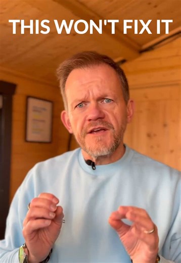 Stop Hoping the New Year Will Fix Them | Relationship Truth January doesn’t reset character. If they weren’t kind at Christmas, it’s not because they were stressed, tired, or “going through something.” Kindness isn’t seasonal. Respect isn’t a resolution. And love doesn’t suddenly appear because the calendar changed. Stop waiting for the best of them to return. Start protecting the best of you. Don’t walk into a new year carrying old pain just because you’re hoping this time will be different. Sa