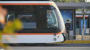 Auckland transport: Trackless trams to be trialled before the end of the year – Simon Wilson