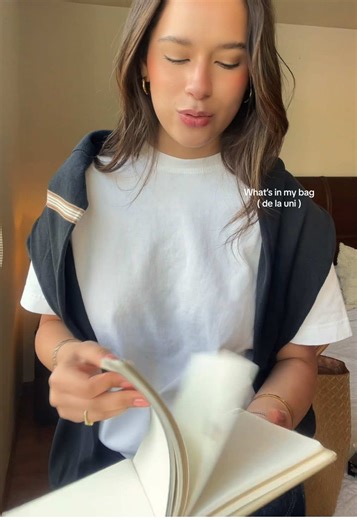 What's in My University Bag: Essential Items Revealed