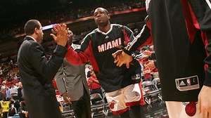 🔥2009年的今天， Dwyane Wade上演由守到攻的連續好球！ 📅 2009年1月28日 📍 American Airlines Arena, Miami, FL 🏀 巫師 vs. 熱火 | NBA Taiwan