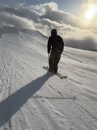 Shop linked in bio, all posters made by me! Comment if you would like any specific brands or skis on a poster, ill make it happen. Posters ranging from Arc'Teryx to Atomic to Faction available in my shop. Check it out now. #winter #arcteryx #skiing #ski #poster