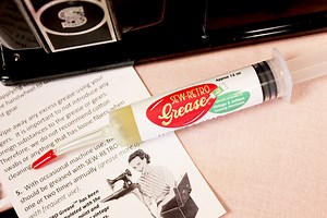 SEW-RETRO Grease, Motor & Gear Lubricant for Vintage and Antique Sewing Machines