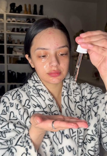 The Essential Skincare Routine for a Natural Look