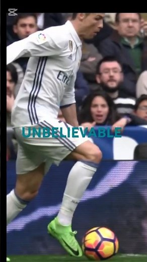 Cristiano Ronaldo INSANE Skill Move vs Defender #ronaldo