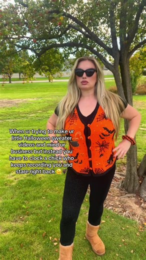 Like girl?? I’m literally in the corner behind a tree and you came all the way around to record me? 👀 Can yall see how mad I was? 🫠 She made me so uncomfortable 😒 Oh well back to spooky vibes 🎃🦇👻