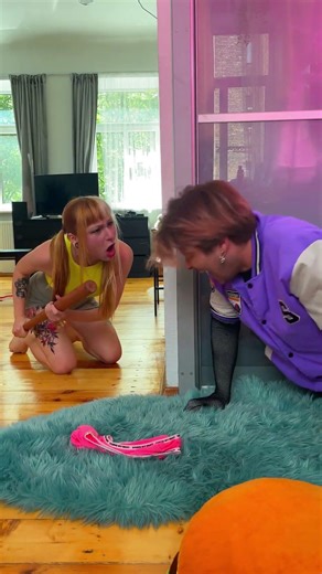 She Saw The Snake… And Then 😆🐍 #Prank