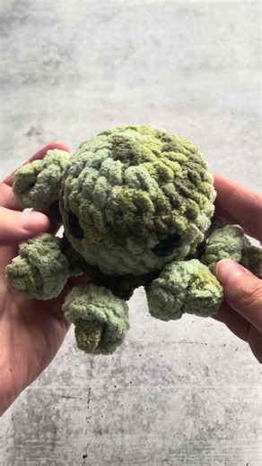 Maxi Octo in Green #crochet #amigurumi #crochettutorial