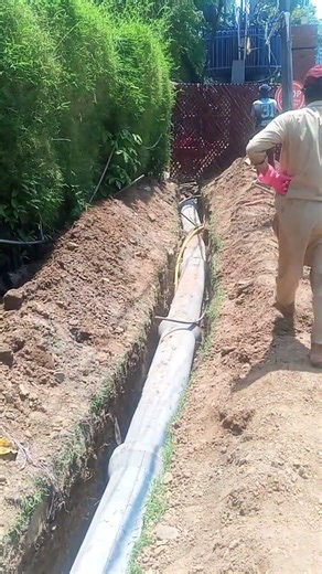casing pipes thrusting manually #constructionequipment #constructionwork#construction