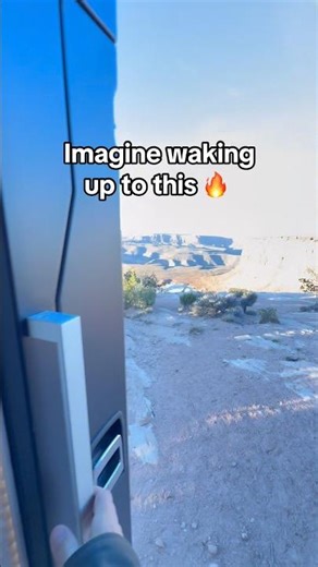 This is what life looks like in an #earthroamer.