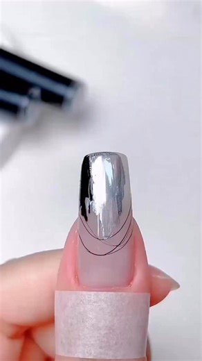 moslash/Art & Creativity on Instagram: "Mirror Nail Markers for effortless use by both beginners and professional nail artists #diy #painting #nailart #naildiy"