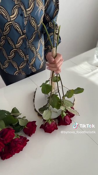 Rocher vs Raffaello: Creating Delicious Chocolate Bouquets