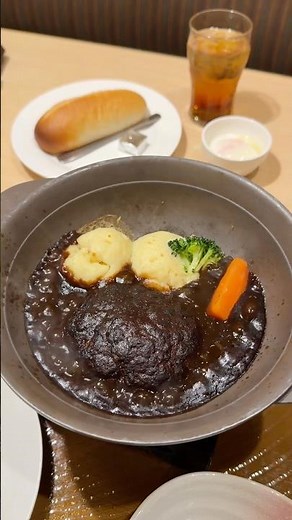 あの洋食の名店が監修！特製デミグラスとハンバーグの相性が最高すぎた【ガスト】