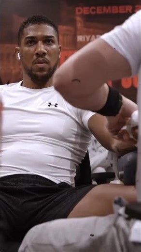 Anthony Joshua SHOCKS Boxing World With Statement