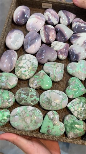 Palm stone 😍😍😱hyacinth jasper 🥰😍😱variscite🤩🤩😱pretty green and purple colours 🥳🥳🥳#crystal #gemstone #jewerly #jasper #variscite