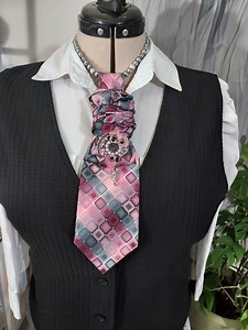 Handmade Upcycled Necktie Necklace With Custom Brooch - Etsy