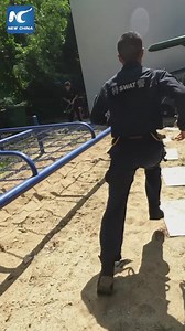 A show of agility and strength: Watch how SWAT teams undergo training in Shenzhen, China. | China Xinhua News