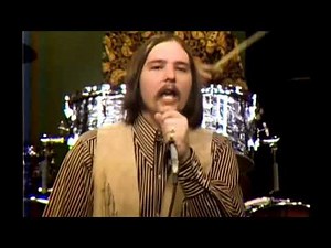 NA NA HEY HEY KISS HIM GOODBYE - STEAM 1969