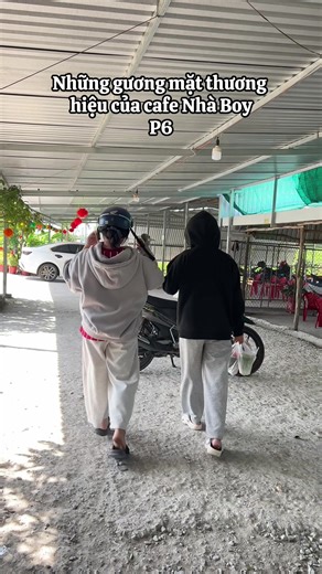 Chuyện mùng 2 Tết giờ mới kể. Những gương mặt thương hiệu của Nhà Boy P6 nà #TetGiuLua #cafenhaboy #giabinhdan #guongmatthuonghieu #nuocngonmoingay