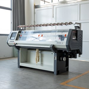 [Hot Item] Computerized Flat Knitting Machine with CE for Blue Blankets