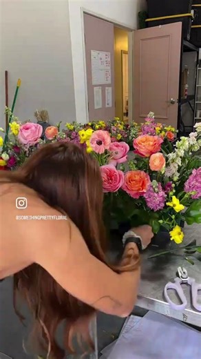 Timelapse floral arrangement!