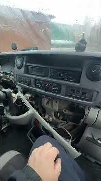 Replacing the heater control unit or replacing the backlight bulb on a Renault Master 2