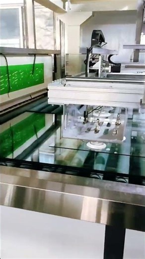 Automatic assembly for composite fireproof glass production line