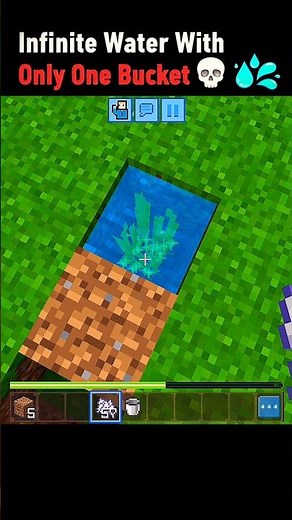 💧Minecraft’s Infinite Water Bucket Trick You Didn’t Know! 🤯