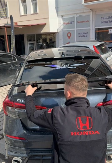 Yeni Spoiler Çeşitleri ile Honda Civic Aksesuarları