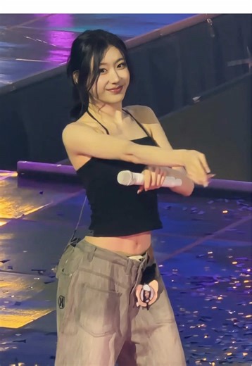 ChaeRyeong's Stunning Performance at ITZY 3rd World Tour