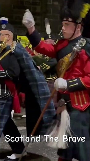 Edinburgh Tattoo March out / Scotland the Brave
