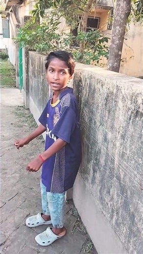 Tree Touch = Magic 😄 Last Guy = Shock 😂