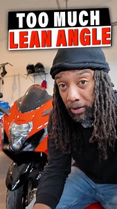 Hanging off like MotoGP… but you’re in a 35 mph Starbucks turn ☕🏍️. Body position matters, but looking fast isn’t the same as riding smart. Ride the bike, don’t cosplay it. 😮‍💨🔥 | Busa Rellz