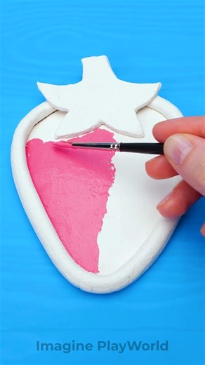 SECRET 5-MINUTE STRAWBERRY HACK! 🌈 #ClayHacks #5MinuteCrafts #CuteDIY
