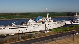 Watch Sunday Morning: Sold on Craigslist, a cruise ship is being restored - Full show on CBS