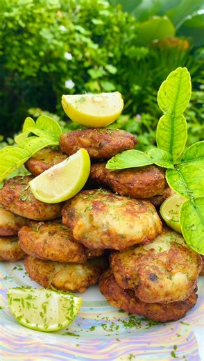 How to make Fish Cakes😋‼️ #fypシ゚ #cookingreels #cooking #recipevideo #recipeoftheday #cookingvideo #cookingwithlove #fishfry #fishcake | Zahra Rafael