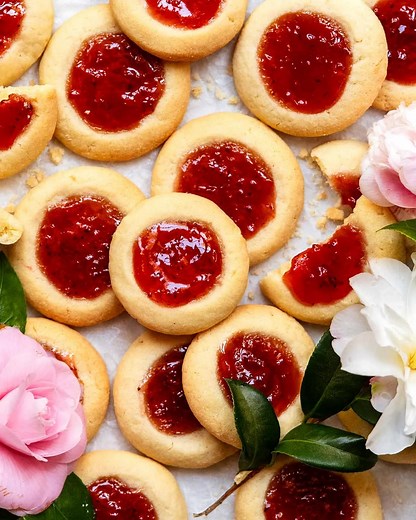 ✨NEW RECIPE✨ Jam Drops - Just like your nana used to make them! Vanilla shortbread biscuits with a dollop of jam baked in the middle.😋 https://www.recipetineats.com/jam-drops-thumbprint-cookies/ | RecipeTin