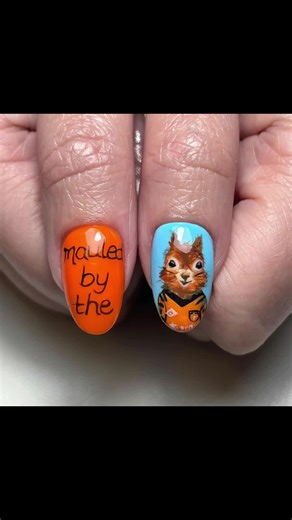 Creative Football-Themed Nail Art Inspired by Hull