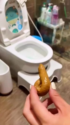 Fake poop prank by joker 🤣 #shorts #spiderman #short #superheroes #pacman #halloween #tiktok #superhero #StemDrop001 #trending #joker #youtube #viral #xuhuong #venom #funny #foryou #captainamerica #prank