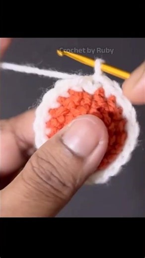 Very easy crochet daisy flower tutorial for beginners #shorts