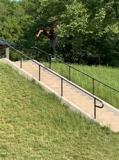 Bradon Hoban 🔥 Skateboarding: #skateordie #independent