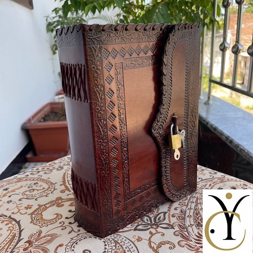 Handmade Leather Journal With Lock, Personalized Diary - Etsy