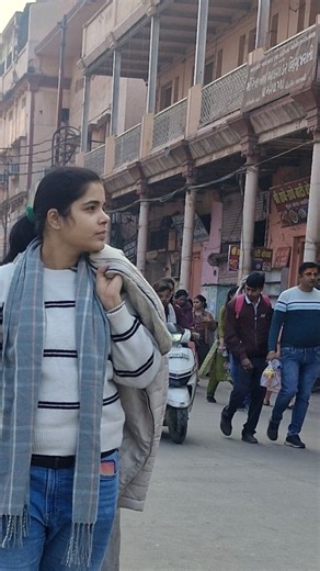 Divya Tripathi on Instagram